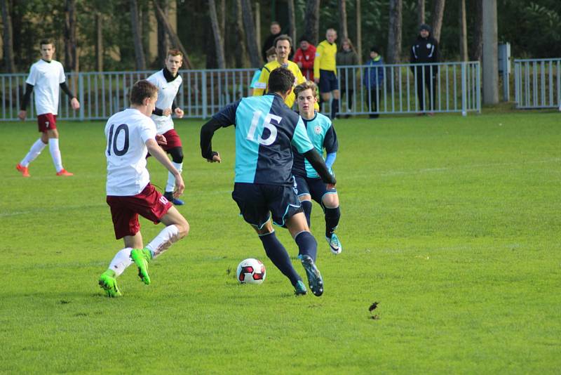 Dorostenecké okresní derby krajského přeboru vyhráli mladíci Ostré, doma porazili Poděbrady 2:0