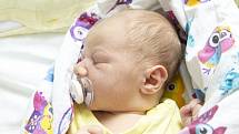 Matyáš Šmelhaus se narodil v nymburské porodnici 14. září 2021 v 11.39 hodin s váhou 3660 a mírou 51 cm. V Křinci bude prvorozený chlapeček bydlet s maminkou Pavlínou a tatínkem Martinem.