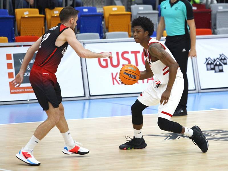 Z basketbalového utkání Ligy mistrů Nymburk - Gaziantep (74:72 pp)