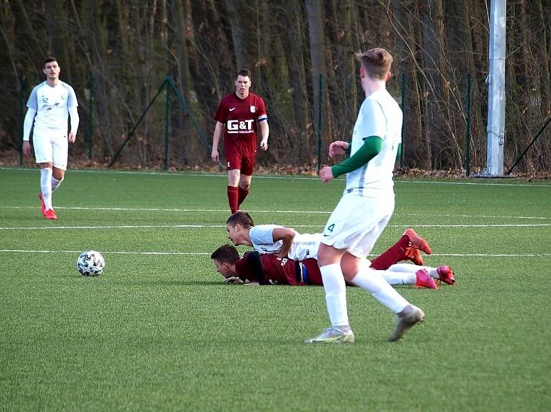 Z fotbalového utkání okresního přeboru Bohemia Poděbrady B - Polaban Nymburk B (0:2)