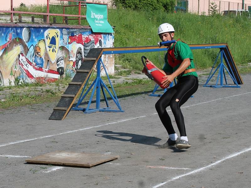 Z národního finále hasičské soutěže Dobráci roku 2016 v Nymburce.