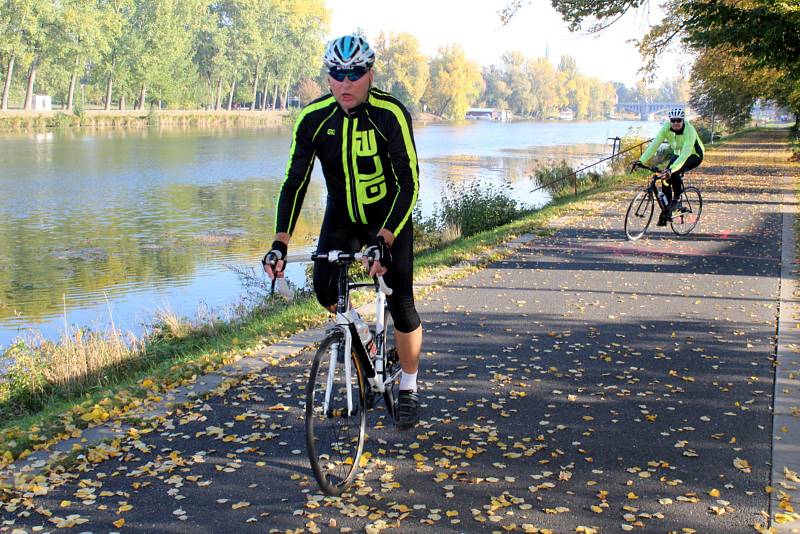 Z pivovaru vystartovaly v sobotu dopoledne stovky cyklistů na tradiční společenskou vyjížďku.