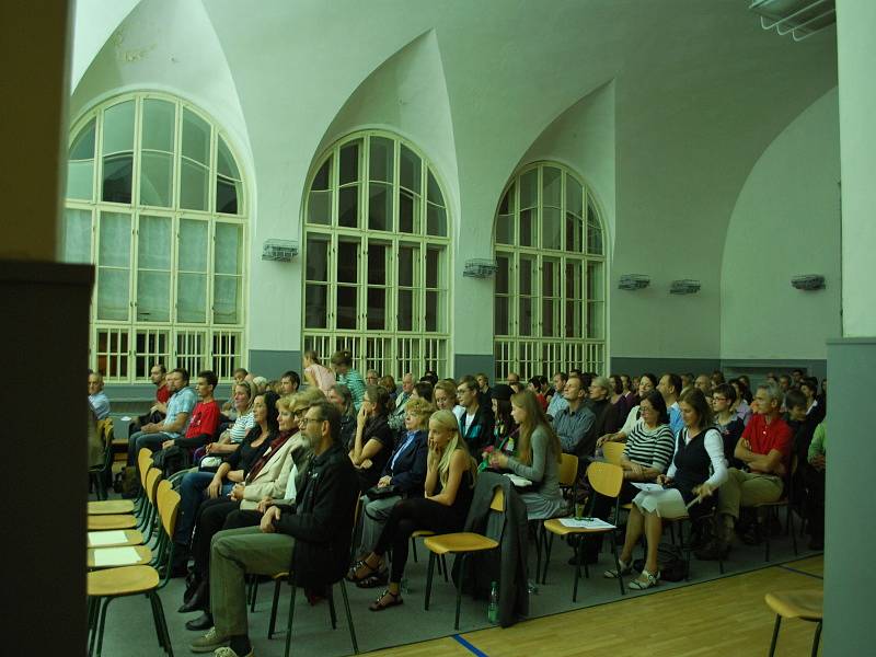 Šumné stopy Bedřicha Feuersteina na nymburském gymnáziu