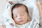Daniel Kroščen se narodil v nymburské porodnici 25. března 2022 v 9:53 hodin s váhou 2880 g a mírou 48 cm. V Nymburce se na chlapečka těšila maminka Alexandra, tatínek Daniel a sestřička Laura (8 let).