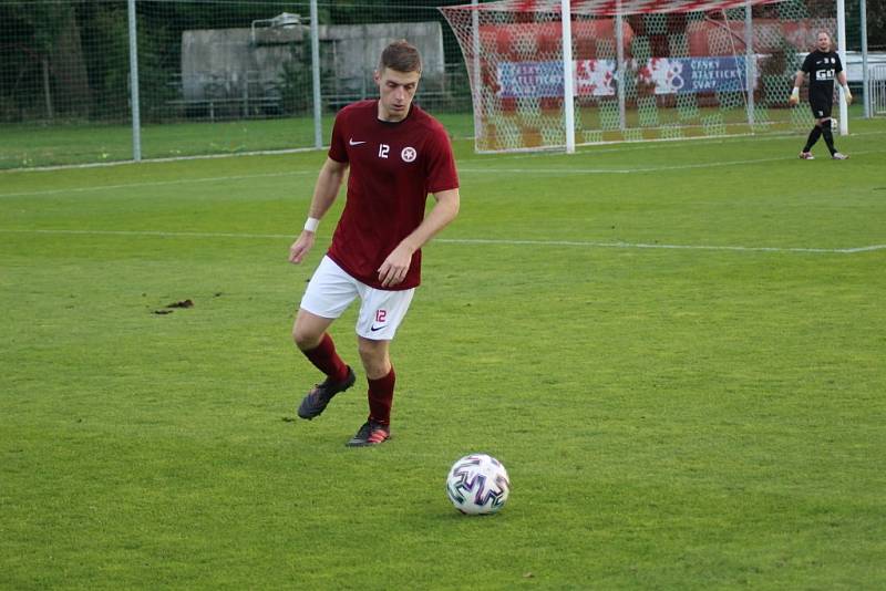 Z fotbalového utkání krajského přeboru Bohemia Poděbrady - Polaban Nymburk (2:0)