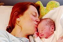 První miminko roku 2021, které se narodilo v nymburské porodnici se jmenuje Vojtěch Herbrych, měří rovných 50 centimetrů a váží 3 190 gramů.