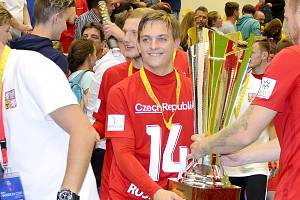 Stanislav Rosendorf ze Sán se stal v dresu české reprezentace do 21 let mistrem světa v malé kopané.