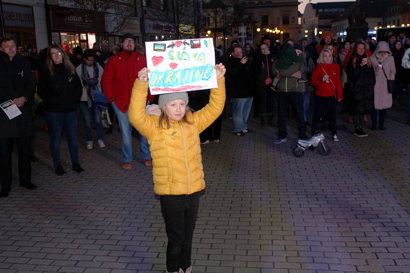 Z happeningu s názvem Poděbrady pro Ukrajinu na Jiřího náměstí v Poděbradech.