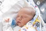 Jonáš Kolařík se narodil v nymburské porodnici 21. září 2021 v 9:42 s váhou 3510 g a mírou 50 cm. V Týnci nad Labem bude chlapeček bydlet s maminkou Hanou, tatínkem Michalem a bráškou Kryštofem (3 roky).