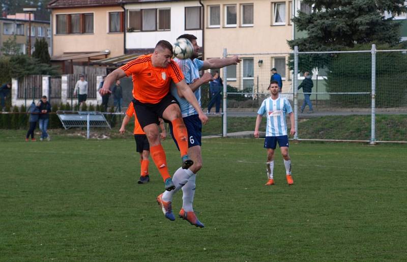 Z fotbalového utkání krajského přeboru Poříčany - Slaný (2:0)