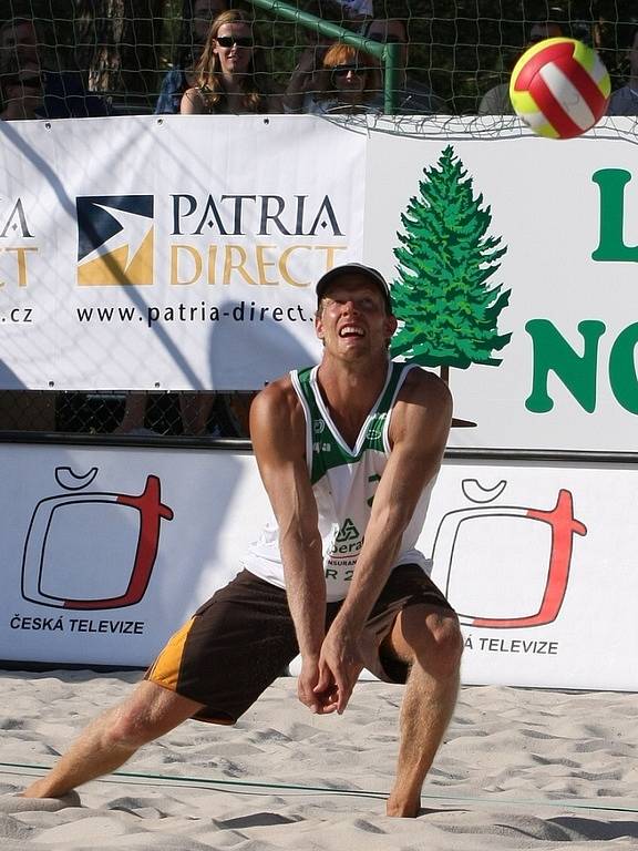 Z mistrovství republiky v plážovém volejbalu mužů v Pňově - Předhradí