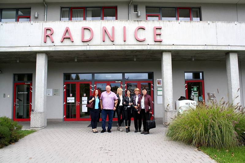 Polská delegace na návštěvě v Milovicích.