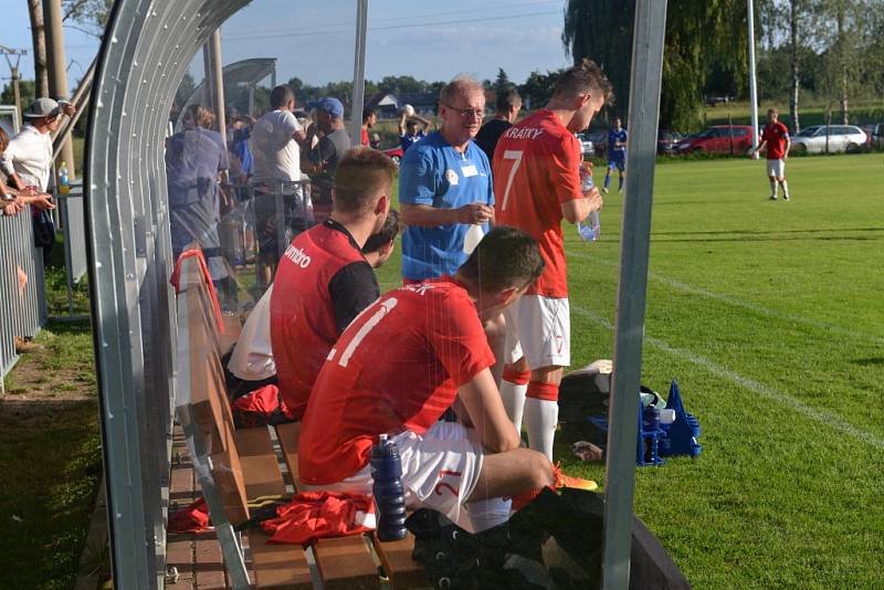 Z fotbalového utkání divize Ostrá - Kolín (0:0, pen. 7:8)