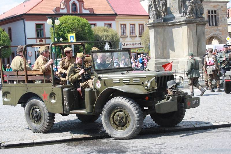 Oslavy 70 let od nymburského povstání na náměstí Přemyslovců v Nymburce.