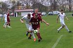 Z fotbalového utkání okresního přeboru Bohemia Poděbrady B - Jíkev (0:1)