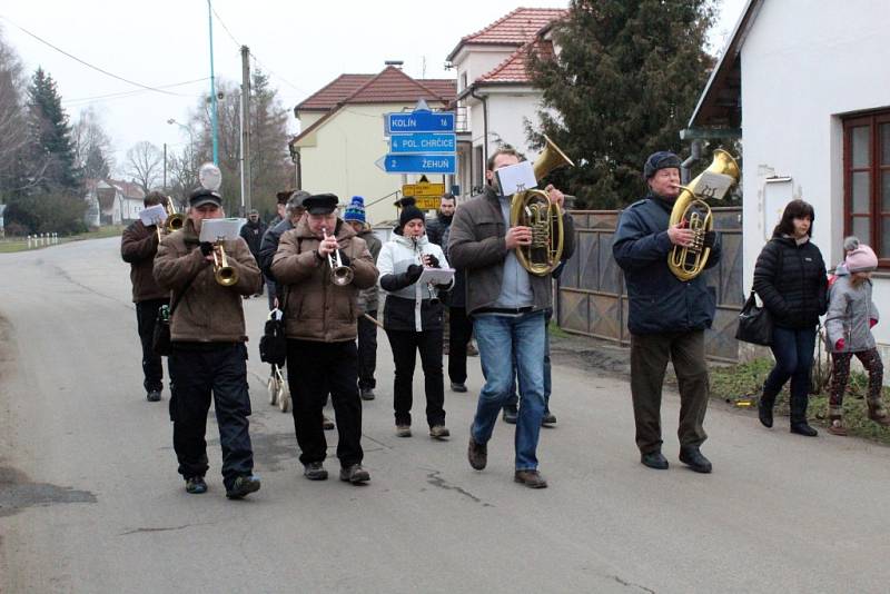 Masopustní průvod prošel Dobšicemi.