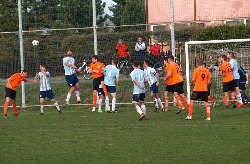 Z fotbalového utkání krajského přeboru Poříčany - Slaný (2:0)