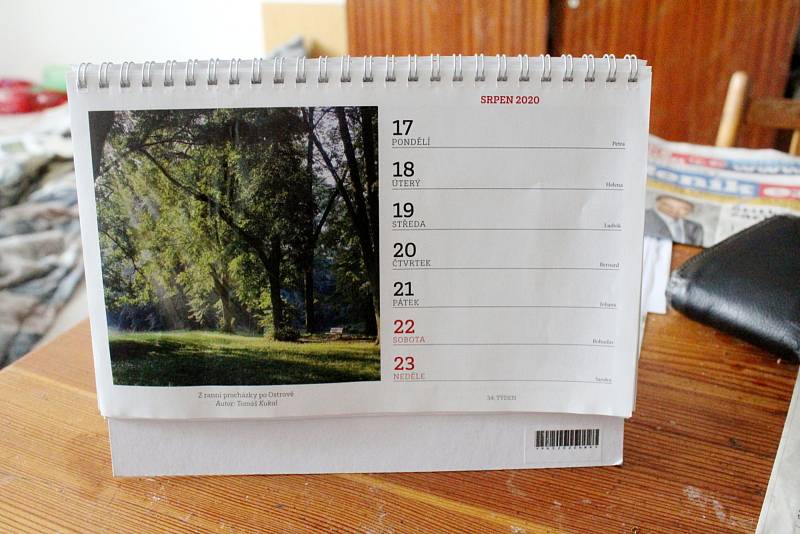 Kalendář Nymburka pro letošní rok. I ten příští bude sestaven z fotografií amatérů.