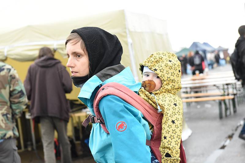 Na druhém ročníku hudebního Kouty fest u Poděbrad vystoupilo dvanáct kapel.