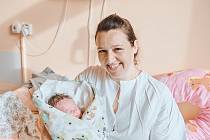 Anna Kůrková se narodila v nymburské porodnici 23. října 2022 v 17:56 hodin s váhou 3530 g a mírou 49 cm. Prvorozená holčička bude bydlet v Chrástu s maminkou Lucií a tatínkem Josefem.