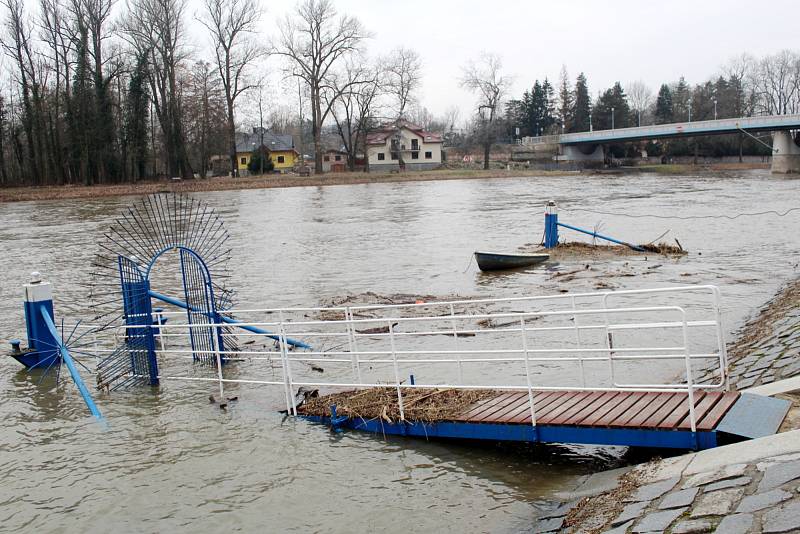 Labe v Poděbradech.