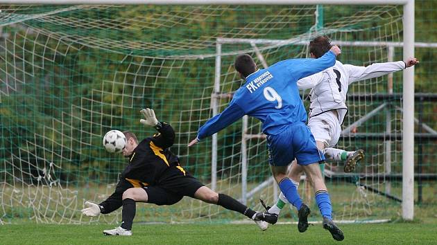 Z utkání I.A třídy Poděbrady - Neratovice (2:5).