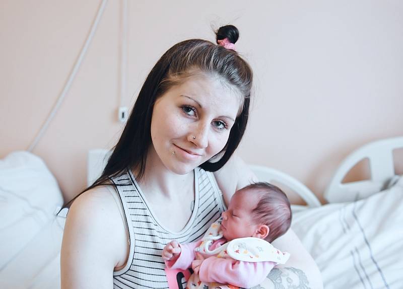 Amálie Machačná z Milovic se narodila v nymburské porodnici 21. dubna 2022 v 8:14 hodin s váhou 2320 g a mírou 44 cm. Prvorozená holčička bude bydlet s maminkou Evou.