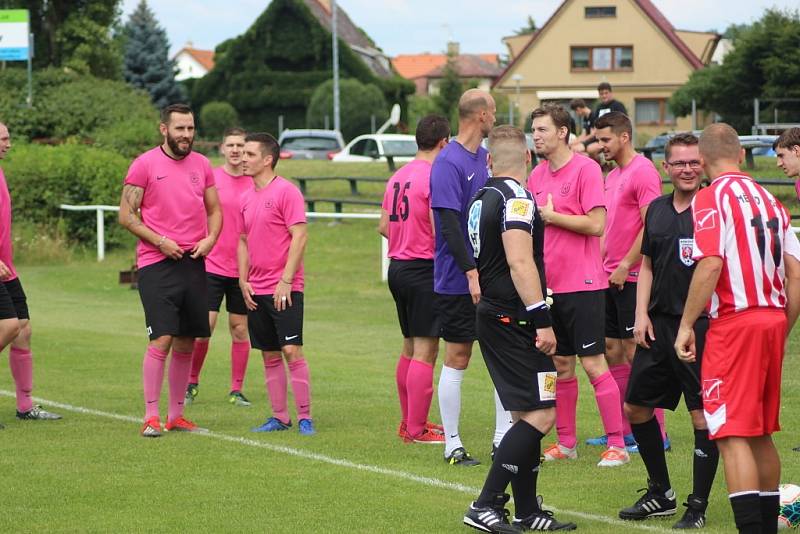 Fotbalista a trenér Václav Sosnovský se loučil s Lysou nad Labem exhibičním zápasem