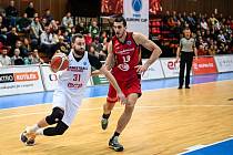Z basketbalového utkání FIBA Europe Cupu Nymburk - Zaragoza (70:64)