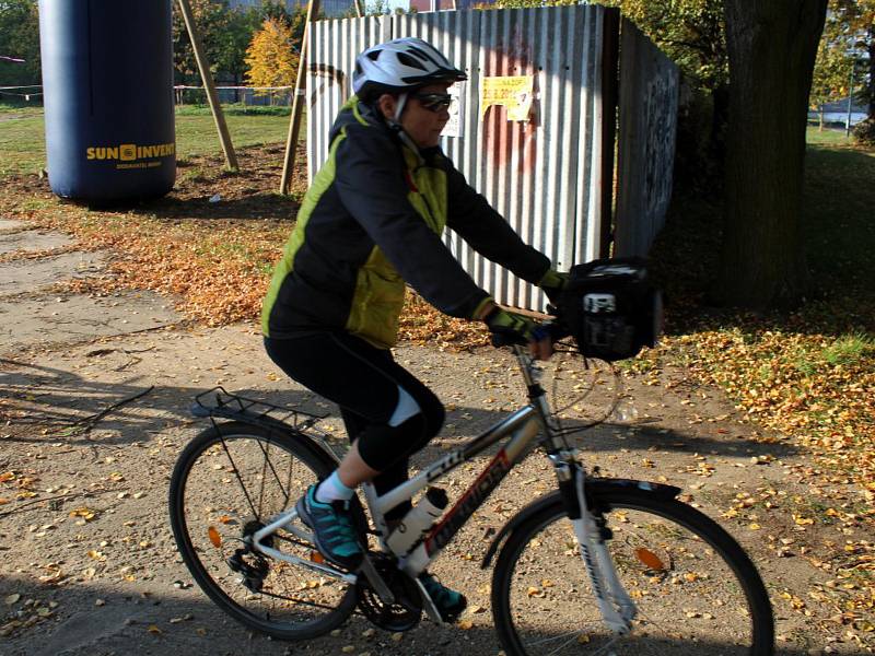 Z pivovaru vystartovaly v sobotu dopoledne stovky cyklistů na tradiční společenskou vyjížďku.