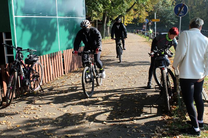 U restaurace Cidlina na soutoku řek si dala zastávku řada cyklovýletníků.