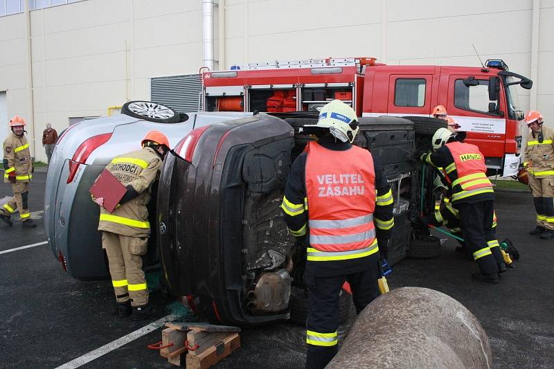 Soutěž ve vyprošťování osob z havarovaného vozidla