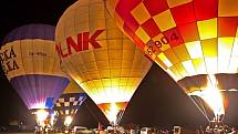 Balonová fiesta na Bouzově - noční svícení