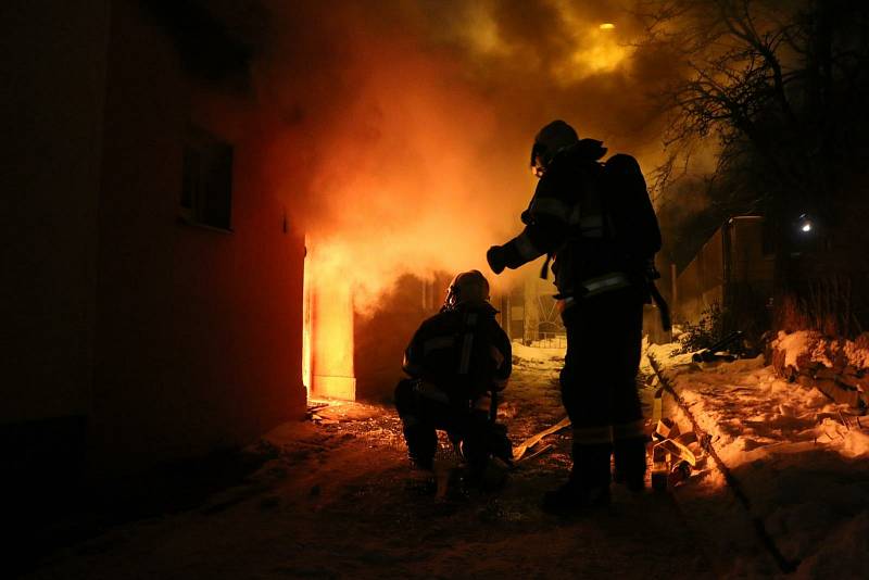 Požár rodinného domu v Jívové, 4. 3. 2018