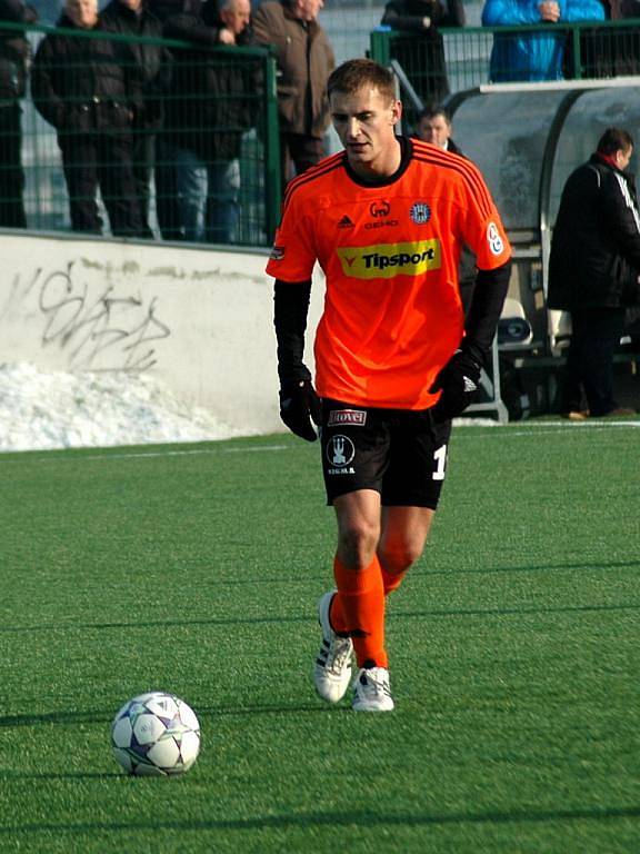 Fotbalisté Sigmy Olomouc (v oranžovém) porazili v přípravě Dunajskou Stredu 6:0.