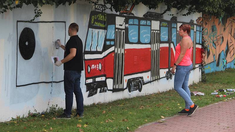 Streetart festival ve Velkomoravské ulici v Olomouci