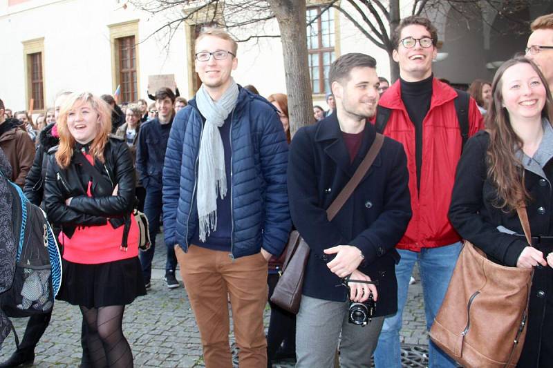 Protest studentů v univerzitním konviktu v Olomouci. 15. března 2018