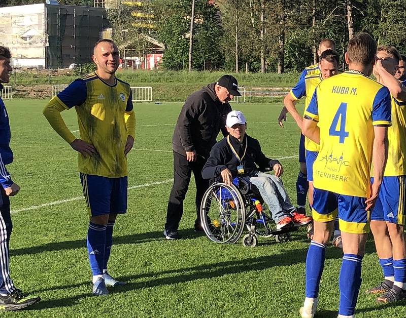 FK Šternberk - FK Medlov 3:2, Šternberk slaví postup do divize