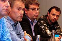 Tiskovka iniciativy Spojme síly pro Sigmu. Roman Brulík, Pavel Hapal, primátor Martin Major, Tomáš Ujfaluši