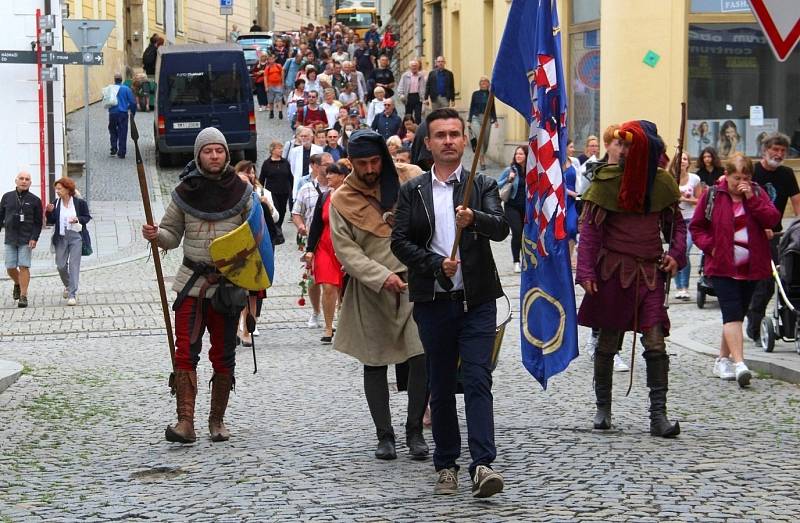 Pietní průvod k připomínce vraždy krále Václava III. v Olomouci, 4. srpna 2021