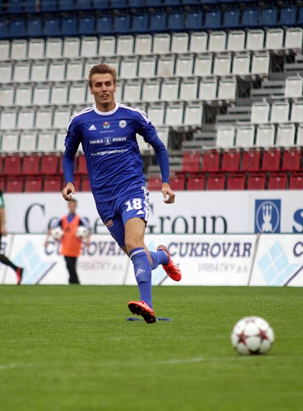 Fotbalisté Sigmy B (v modrém) vs. SK Uničov