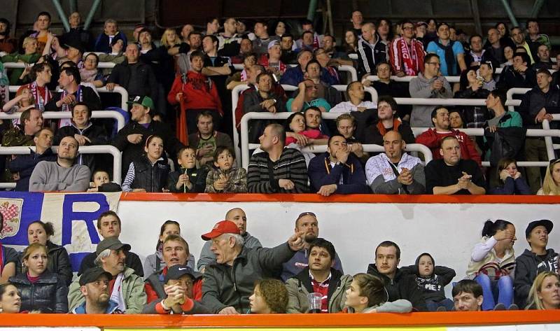 Fanoušci Mory na olomouckém zimáku při zápase s Kladnem