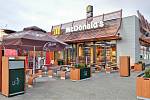 V nové restauraci McDonald’s na D35 u Litovle bude použit design Natural Integrity.