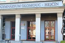 Na Gymnázium Olomouc - Hejčín se letos hlásí více než devět stovek zájemců o studium