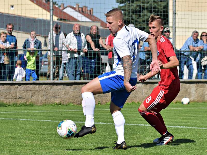 Sigma Olomouc B (v červeném) proti Blansku