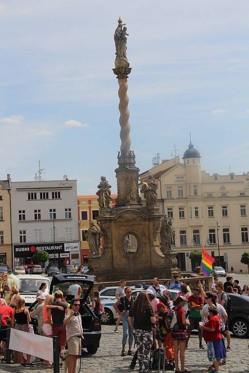 Rainbow Pride - první průvod lidí s menšinovou sexuální orientací v Olomouci