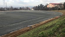 Stavba atletického stadionu ve Šternberku, 9. prosince 2020