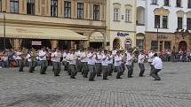 Vojenská hudba zněla v sobotu 1. září centrem Olomouce. Na Horním náměstí, před tamní radnicí, pokračoval XXIV. Mezinárodní festival vojenských hudeb.