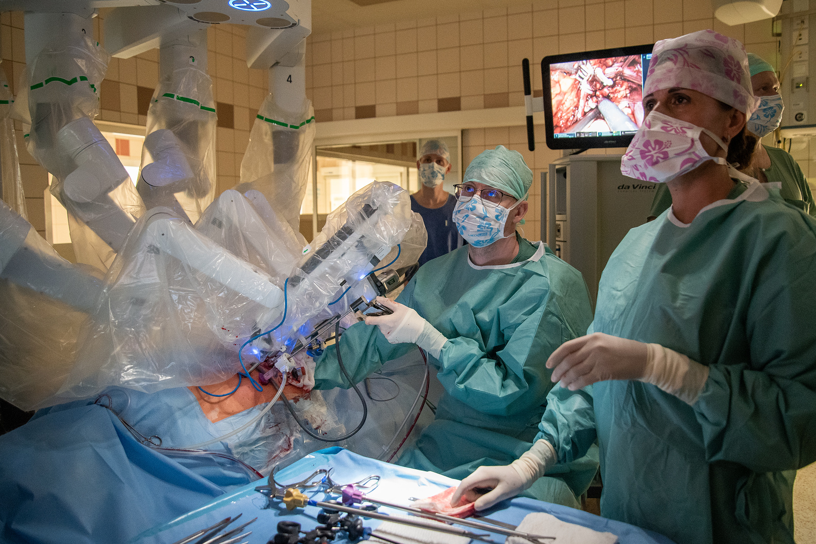 Urologové využili robota při odběru a transplantaci ledviny. Jako první v  Česku - Šumperský a jesenický deník