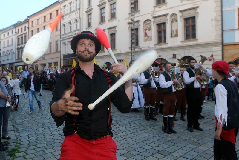 Průvod ke cti sv. Pavlíny, patronky Olomouce. Svátky města 2019